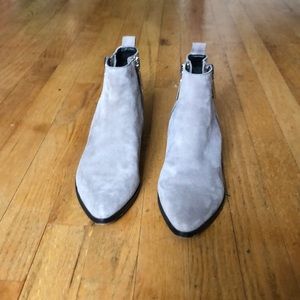Zip up booties
